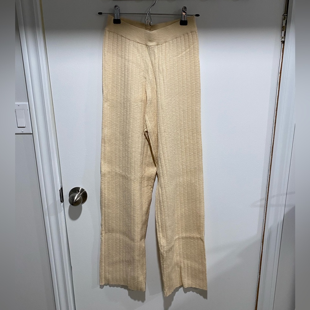 NWT MINKPINK Beige Ribbed Knit Pants